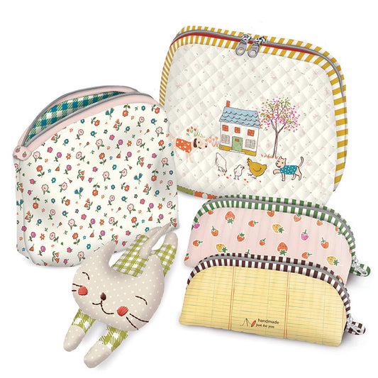 Minki Kim-Ashmere Pouch Panel